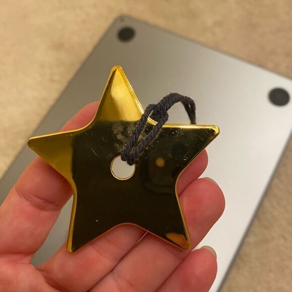 DIOR limited edition gold star ornament - Picture 2 of 3